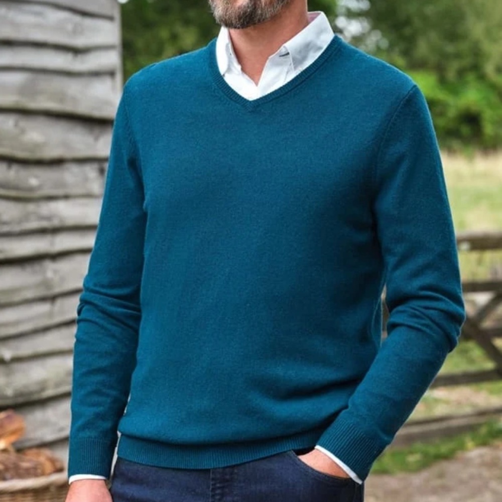 Cashmere & Merino Classic V Neck Knitted Sweater